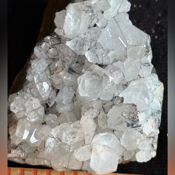 Raw Arkansas Natural Crystal Cluster and Single Crystals - Picture 1 of 6